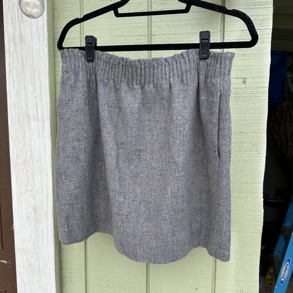 J. Crew Dresses & Skirts - J.Crew Light Grey Wool Miniskirt with Pockets Size 12